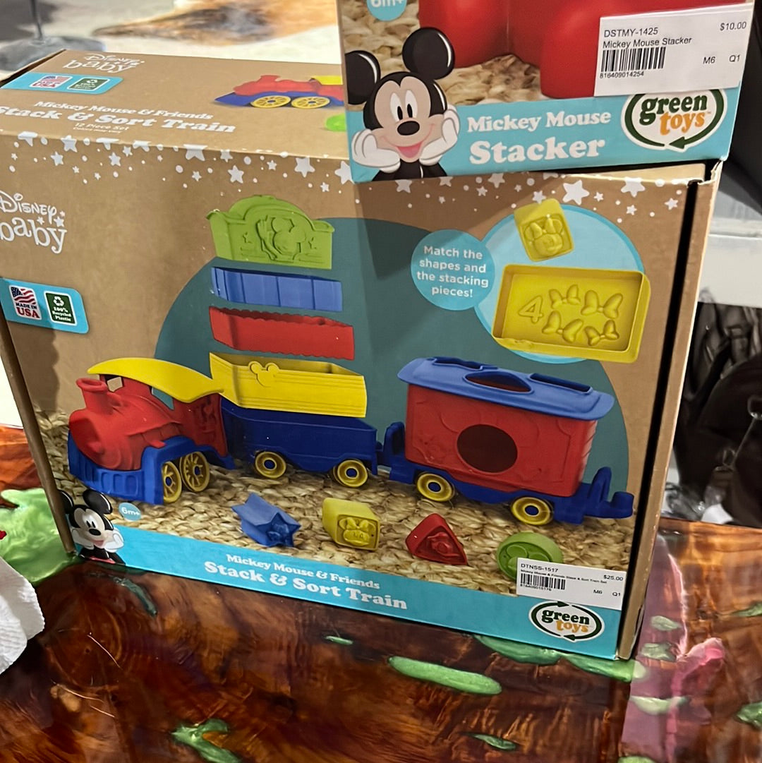 Disney stack and sort train